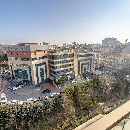 Elegant 3 Bdr With Pool, Gym & Parking